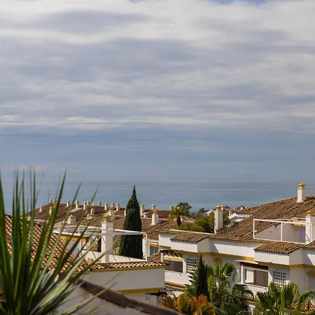 Sea View And Sunny Rooftop In Marbella, Remodeled 2025 Apartment